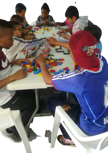 escuelamak17-removebg-preview